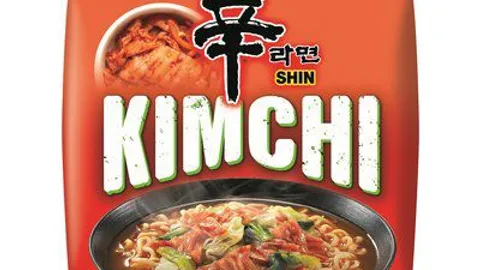 Kimchi noodles