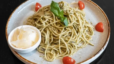 Pasta pesto