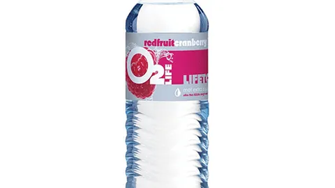 02 Life red fruit cranberry 750ml