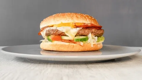 FoodBro's bacon burger