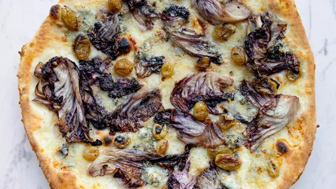 Pizza van de maand: Radicchio