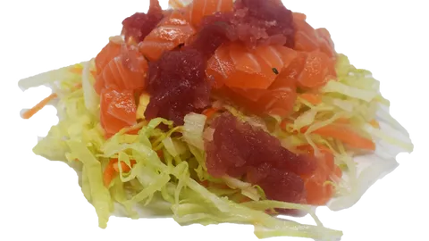 73. Sashimi salade