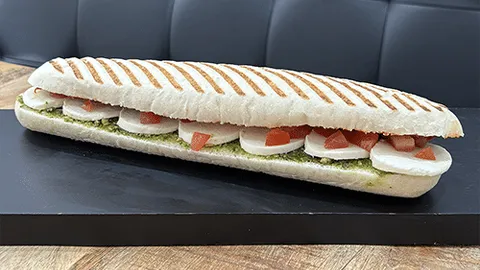 Panini caprese XL