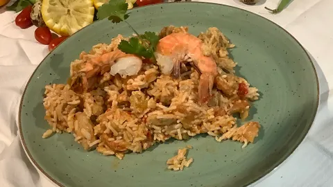 Jambalaya met kip chorizo en gamba's