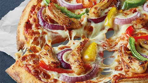 Pulled chicken pizza