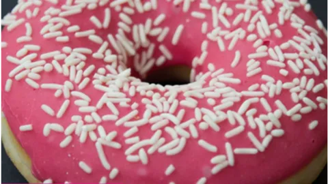 Pinkie donut