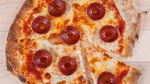 Perfect pepperoni pizza