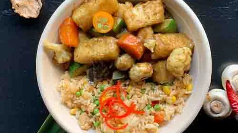30. Veggy Curry Fried Rice Bowl