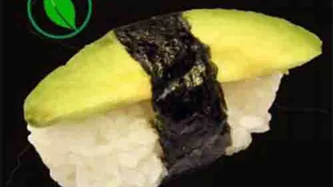 S24. Nigiri avocado